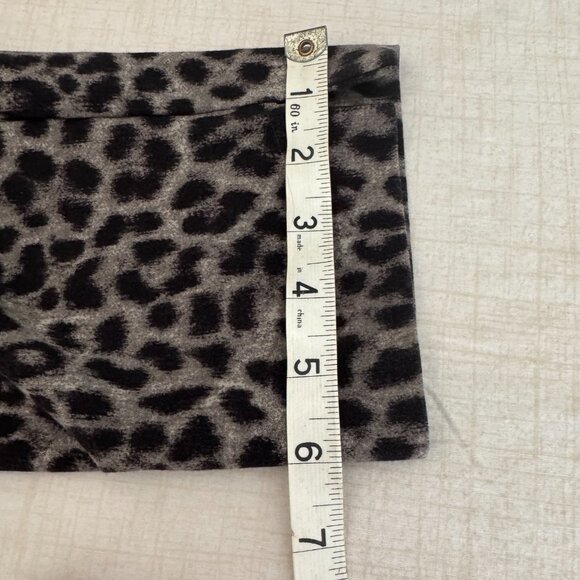 Leopard Print Skinny ANKLE pant - CAbi #3393 - Size 6 - Picture 8 of 10